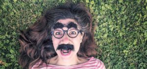 Photo Scavenger hunts - Image of a woman in joke disguise